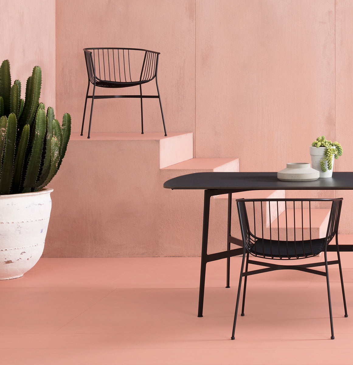Amazon.com - Furniture of America Alara Mid-Century Modern